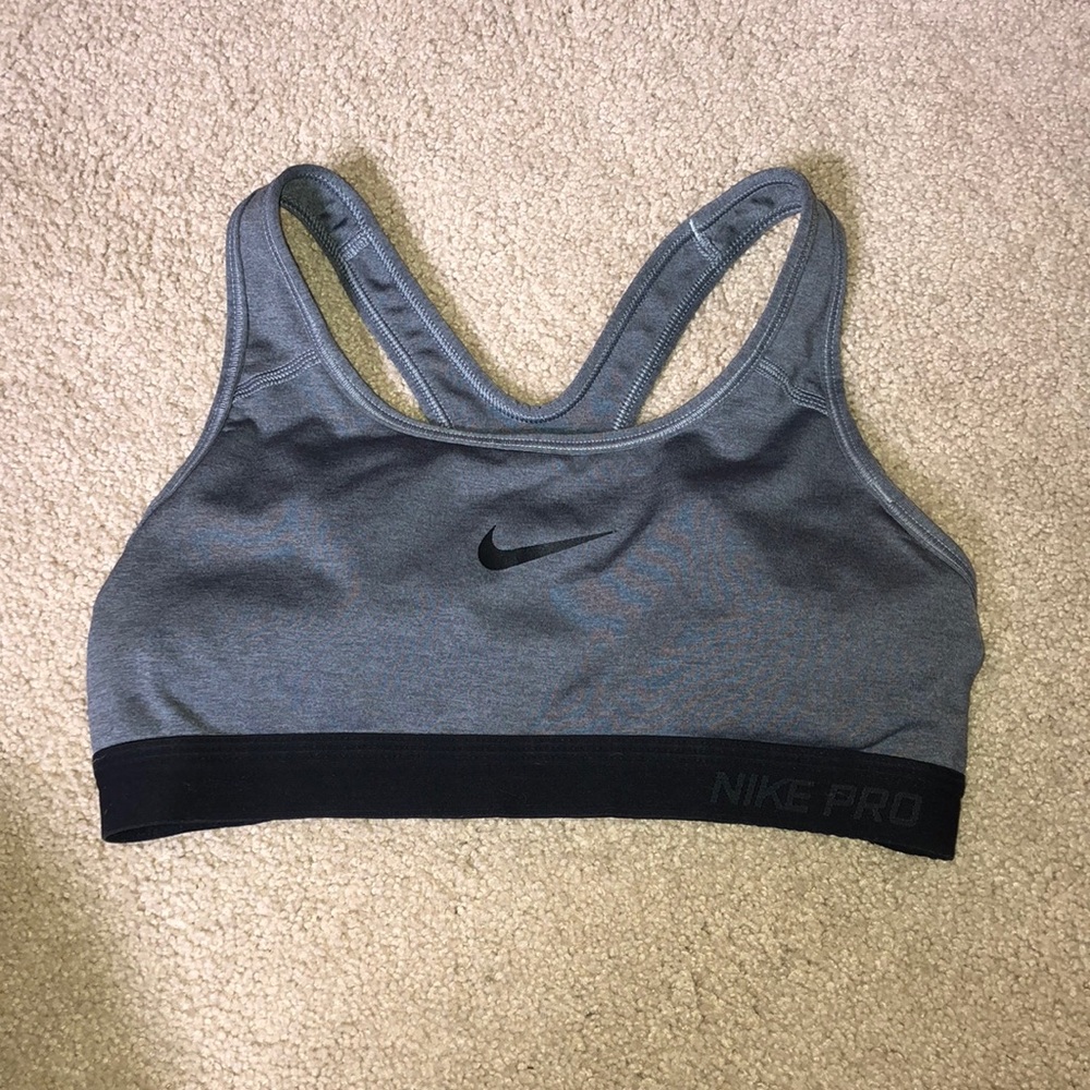 Nike Pro Sports Bra
